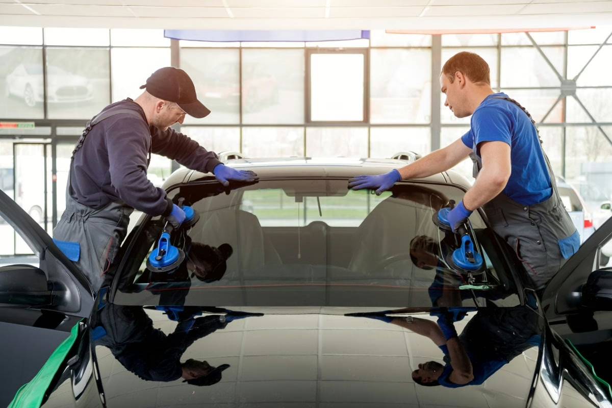 Auto Glass Repairs 1 1