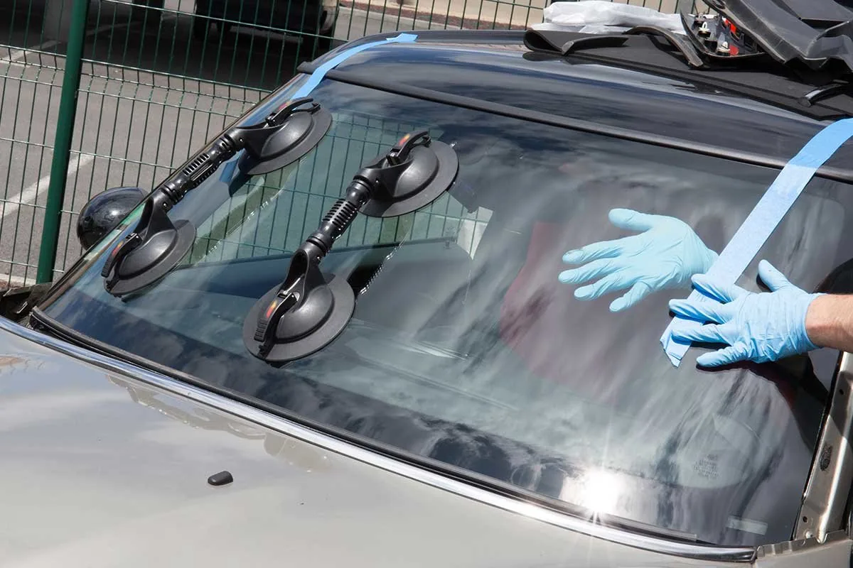 Auto Glass Repairs 2