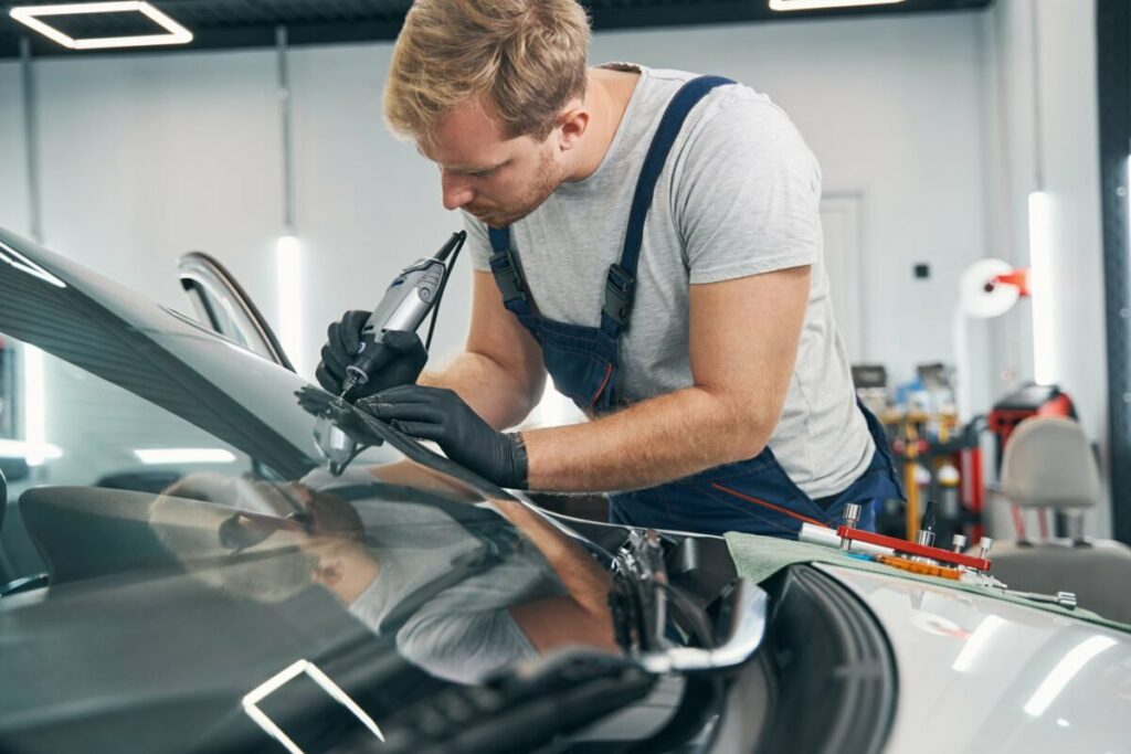 Auto Glass Repairs 3